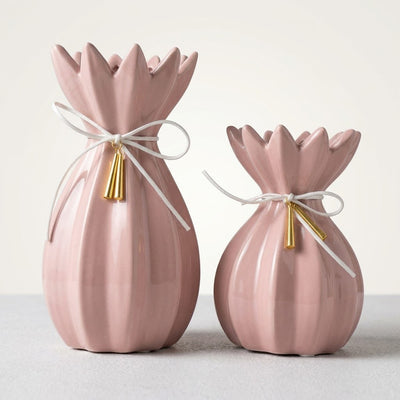 BOW VASE